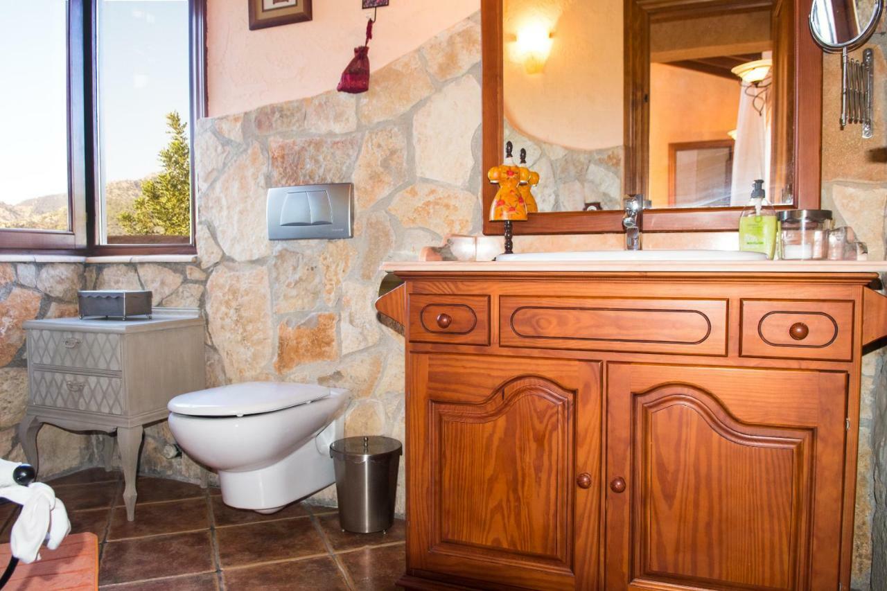 Alzina Villa: Tranquil Bunyola Retreat with Pool near Palma Exterior photo